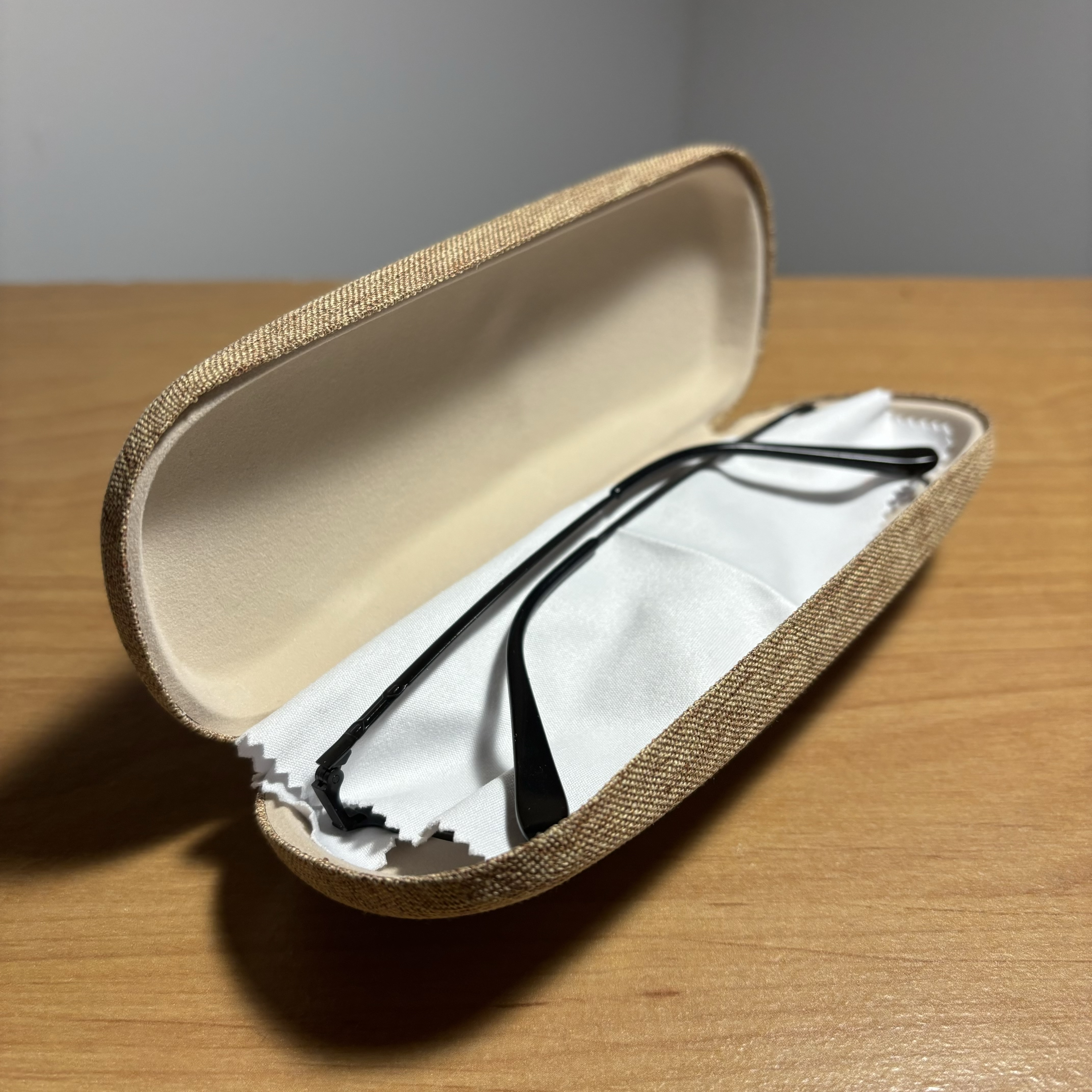 Glasses Case 1